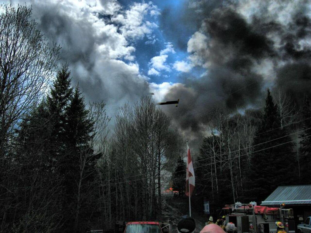 Ontario water bomber aircraft used for aerial wildfire suppression